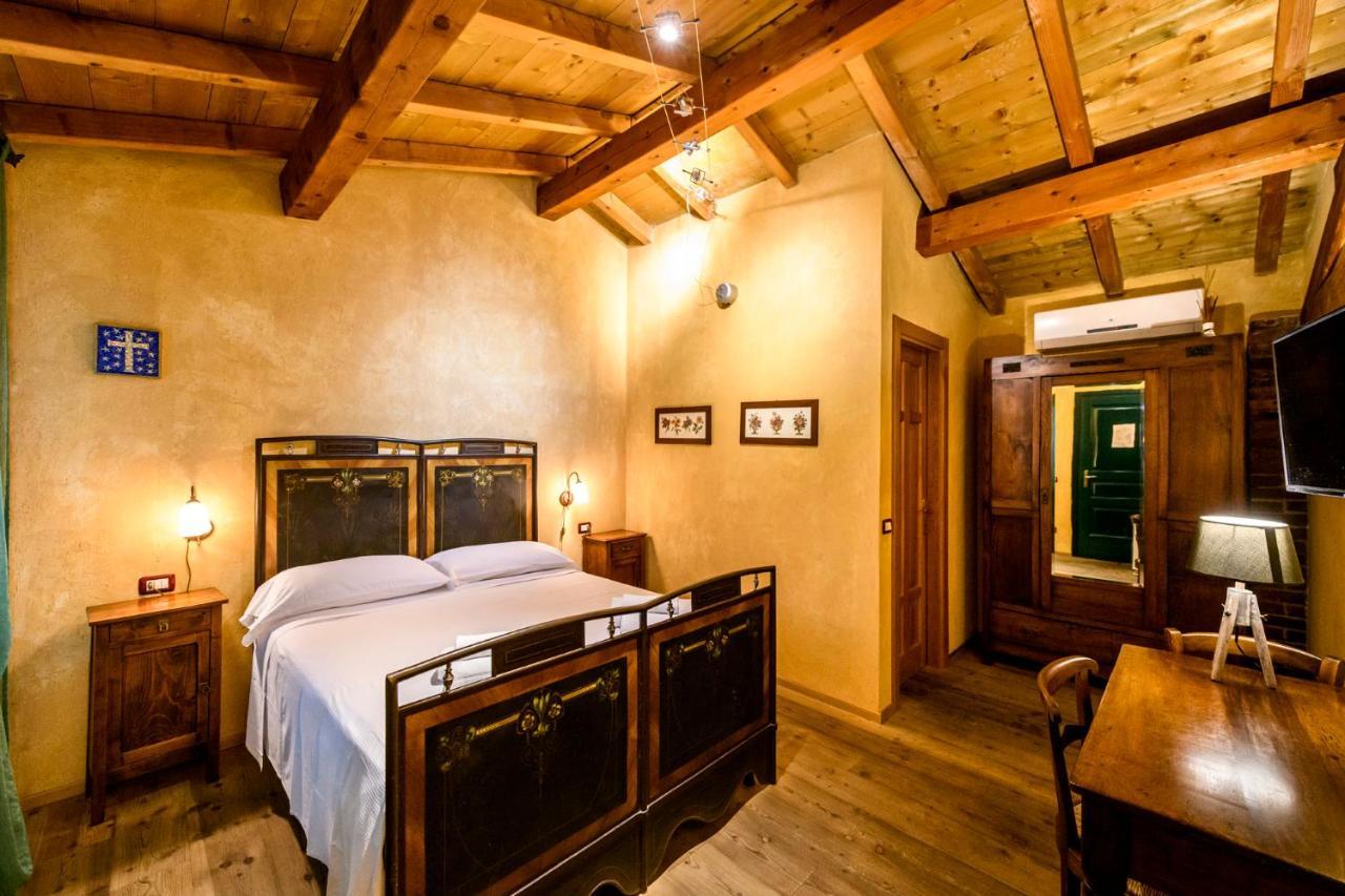 Cantina Anzivino - Affittacamere Gattinara Esterno foto