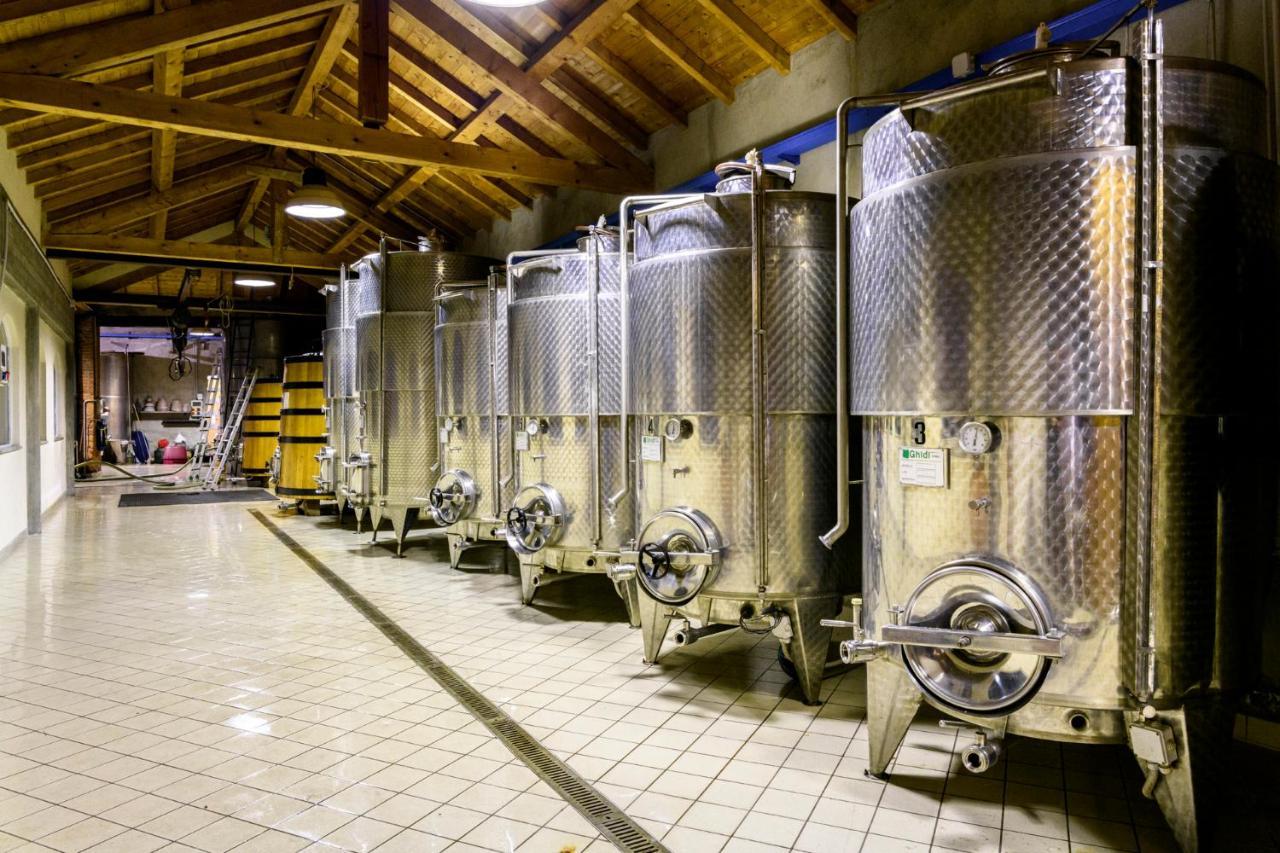 Cantina Anzivino - Affittacamere Gattinara Esterno foto